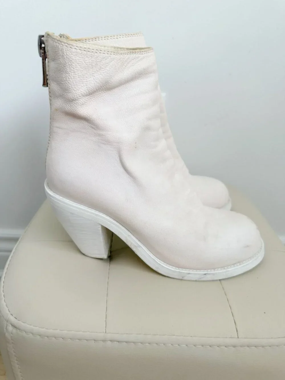 White Distressed Leather Ankle Boots Block Heel Size 37